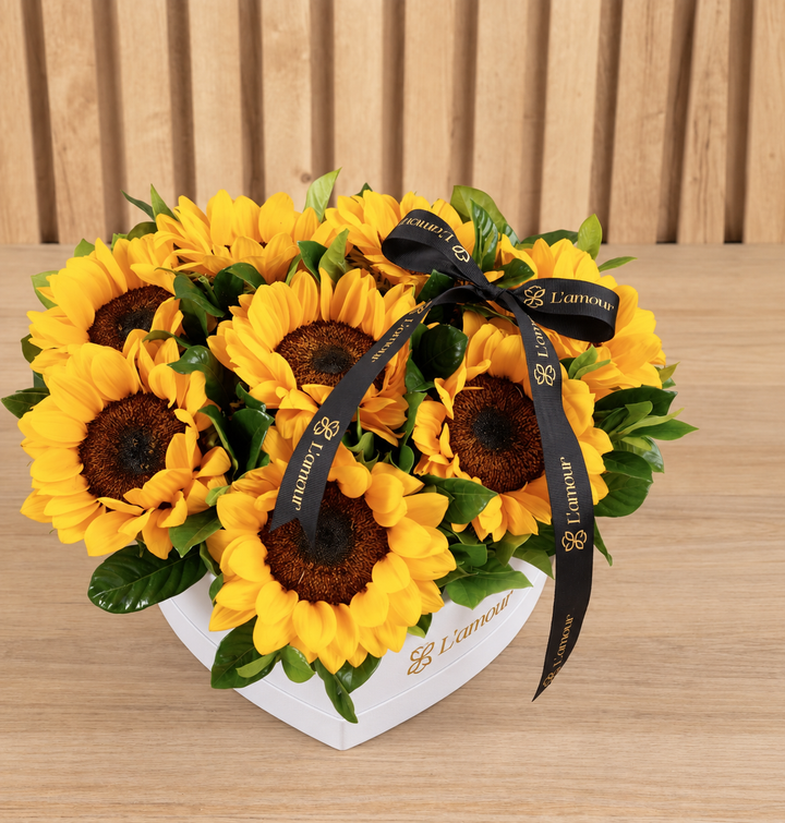 Box corazón Girasoles: Yellow Love