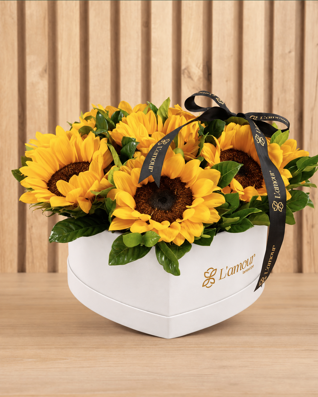 Box corazón Girasoles: Yellow Love